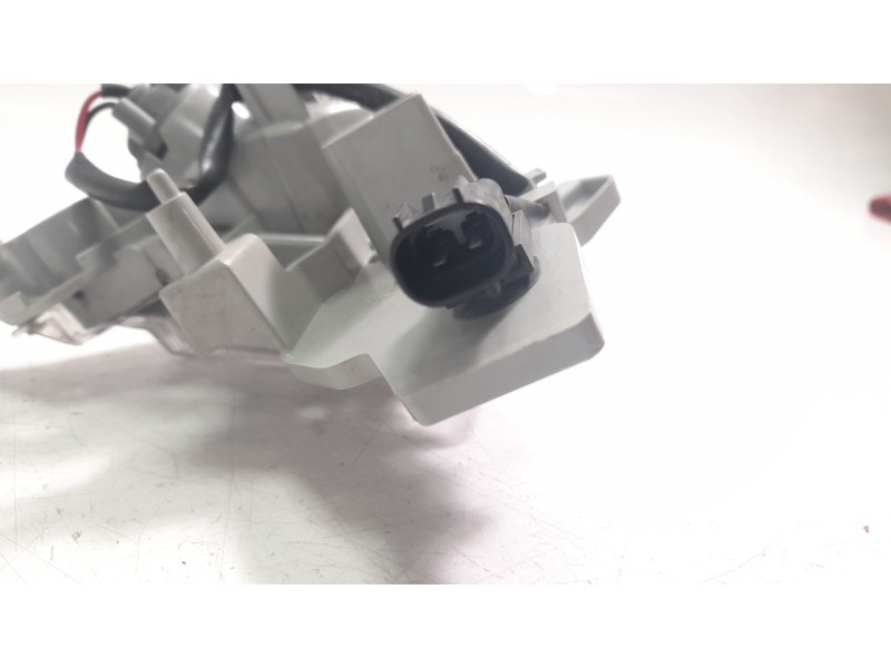 Recambio de piloto delantero izquierdo para mazda cx-3 100 aniversario referencia OEM IAM DB2R51360  MZ6024314