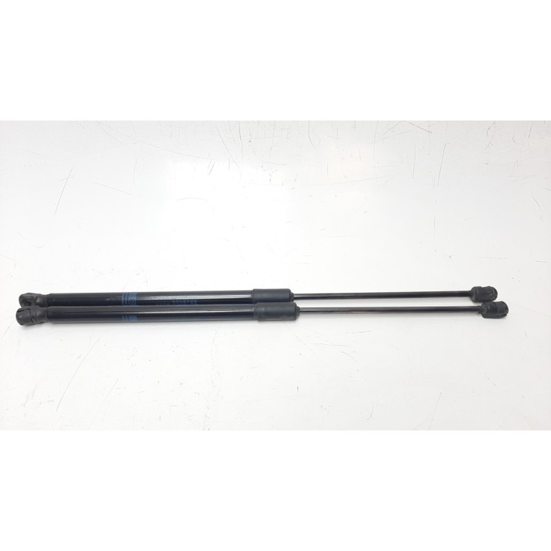 Recambio de amortiguadores maletero / porton para mercedes-benz clase a (w176) 2.1 cdi cat referencia OEM IAM A1769800264 A17698