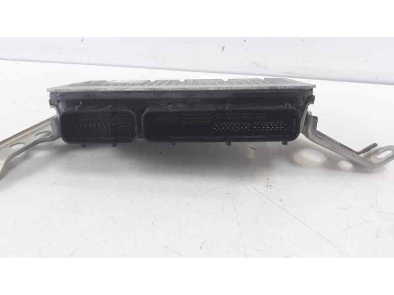 Recambio de centralita motor uce para toyota yaris active referencia OEM IAM 896610DK91 MB2762000230 
