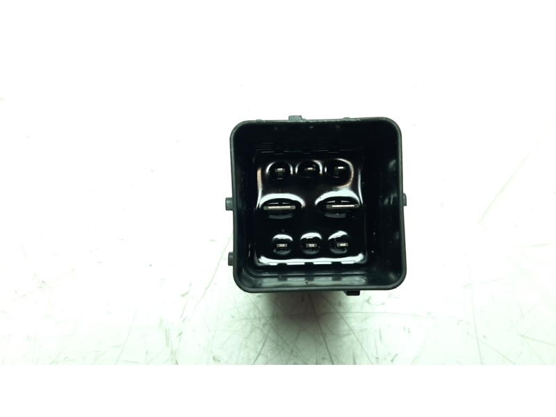 Recambio de caja precalentamiento para smart forfour 0.9 turbo cat referencia OEM IAM 9803299780  
