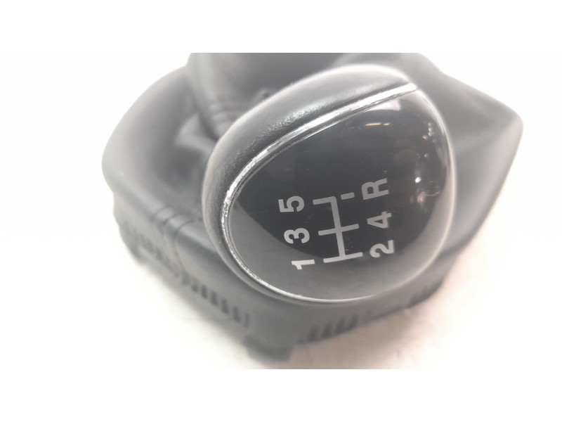Recambio de pomo palanca cambio para ford b-max 1.0 ecoboost cat referencia OEM IAM 1872479  