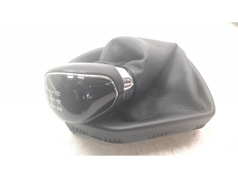 Recambio de pomo palanca cambio para ford b-max 1.0 ecoboost cat referencia OEM IAM 1872479  