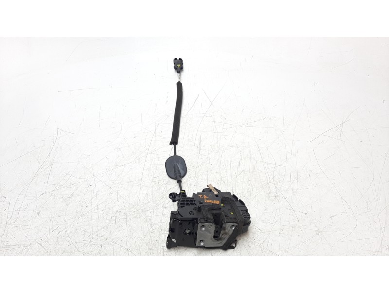 Recambio de cerradura puerta trasera derecha para smart forfour 0.9 turbo cat referencia OEM IAM 4537307500  