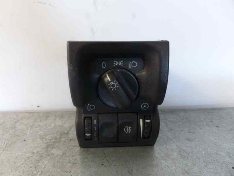Recambio de mando luces para opel vectra b berlina 2.0 dti referencia OEM IAM 90569813  