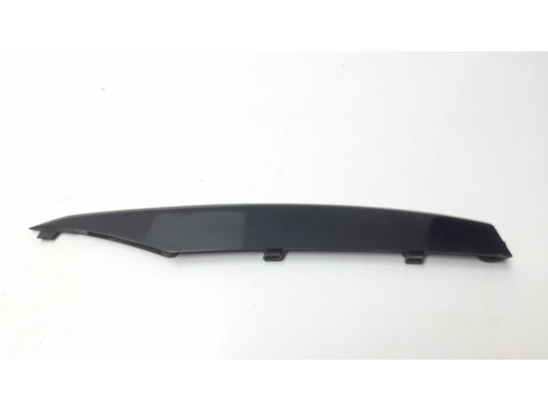 Recambio de molduras traseras para audi r8 (423) 4.2 fsi referencia OEM IAM 420807459  