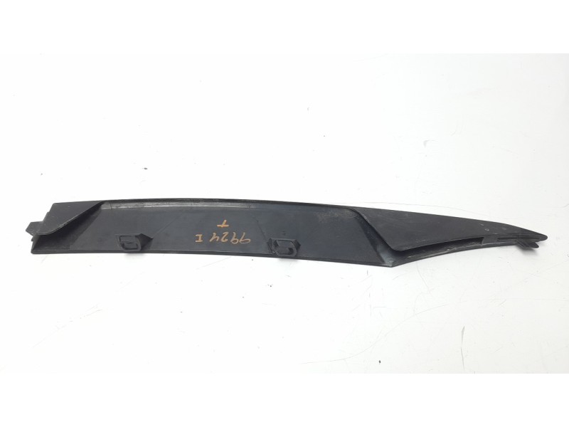 Recambio de molduras traseras para audi r8 (423) 4.2 fsi referencia OEM IAM 420807459  