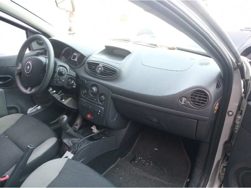 renault clio iii del año 2009