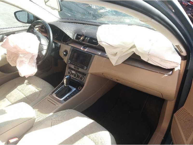 volkswagen passat lim. (362) del año 2013