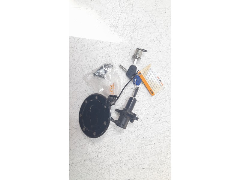 Recambio de conmutador de arranque para ktm 390 duke 390 duke referencia OEM IAM 93011066044  