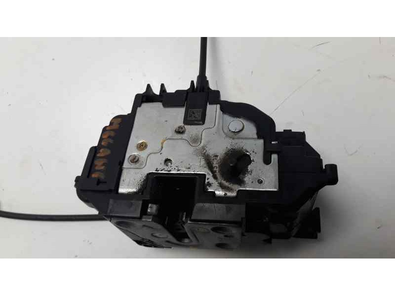 Recambio de cerradura puerta trasera izquierda para renault megane iii berlina 5 p limited referencia OEM IAM   