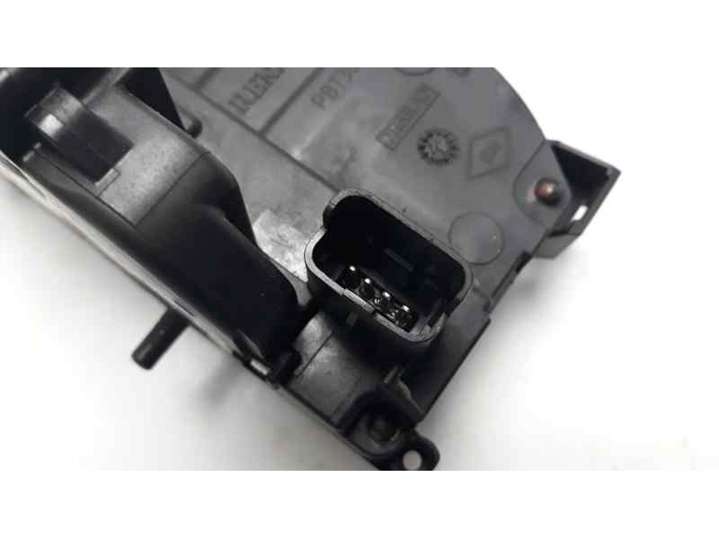 Recambio de cerradura puerta trasera izquierda para renault megane iii berlina 5 p limited referencia OEM IAM   