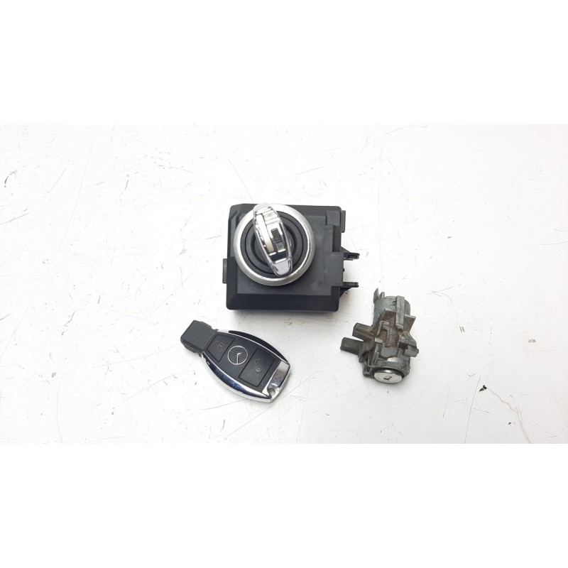 Recambio de conmutador de arranque para mercedes-benz clase a (w176) 2.1 cdi cat referencia OEM IAM A2469054602  