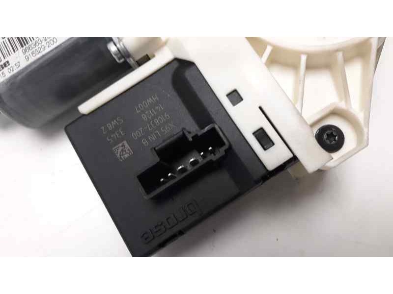 Recambio de elevalunas trasero derecho para renault megane iii berlina 5 p limited referencia OEM IAM 827200003R 106198617 11564