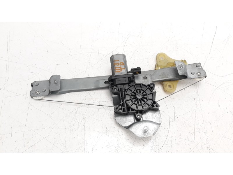 Recambio de elevalunas trasero derecho para renault clio iv 1.5 dci diesel fap referencia OEM IAM 827008880R  