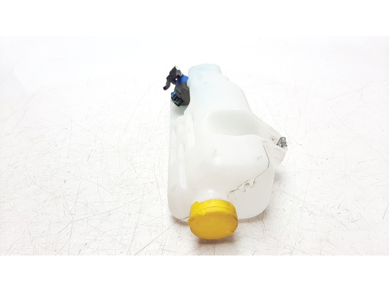 Recambio de deposito limpia para smart forfour 0.9 turbo cat referencia OEM IAM A4538600060  
