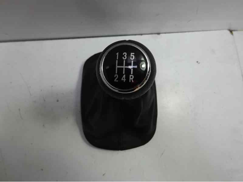Recambio de pomo palanca cambio para volkswagen passat berlina (3b3) referencia OEM IAM POMOPASSAT POM40105 87160302
