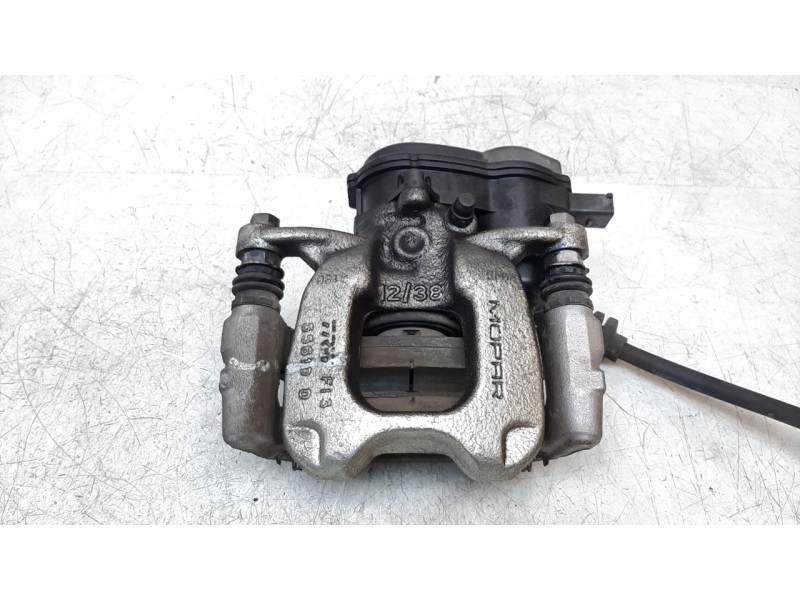 Recambio de pinza de freno trasera izquierda para jeep renegade 1.6 m-jet cat referencia OEM IAM 52029648  