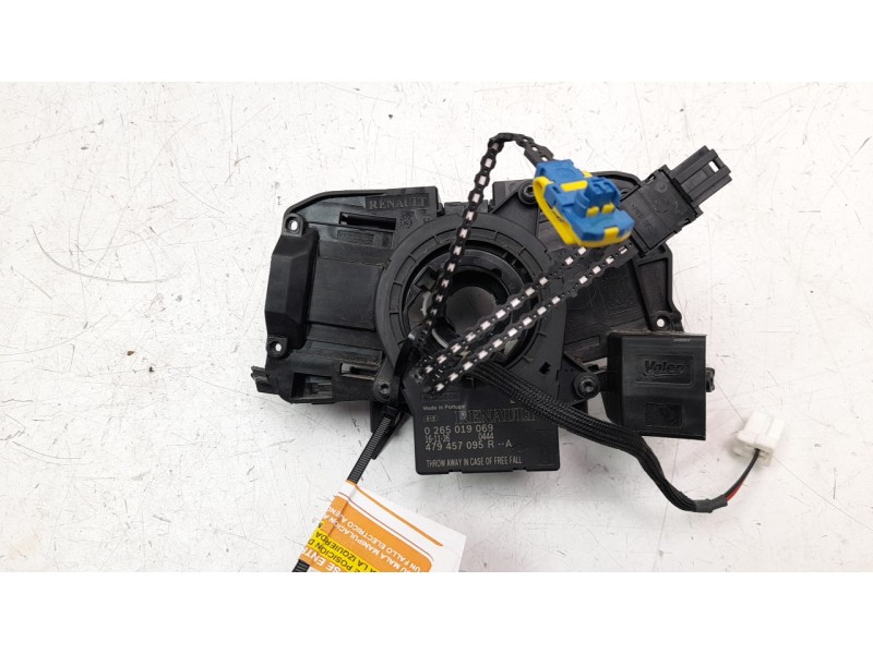 Recambio de airbag delantero izquierdo para renault clio iv 1.5 dci diesel fap referencia OEM IAM 985706588R  