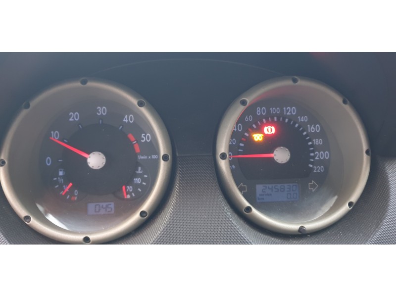 volkswagen polo berlina (6n2) del año 2001