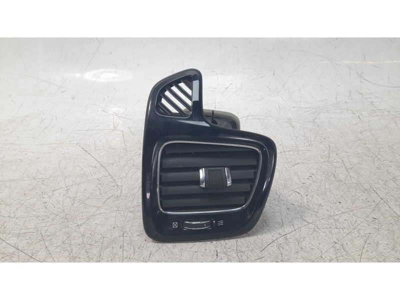 Recambio de rejilla aireadora para jeep compass (m7) limited fwd referencia OEM IAM 5UT64DX8AC  