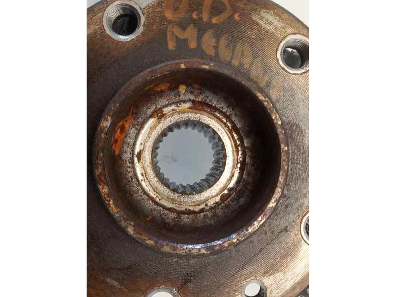 Recambio de mangueta delantera derecha para renault megane iii berlina 5 p limited referencia OEM IAM 400147163R 765768 