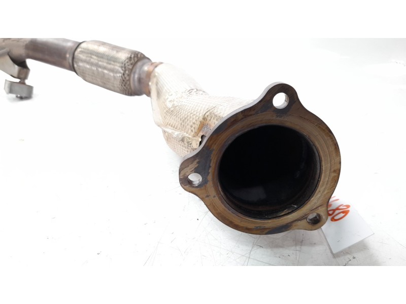 Recambio de catalizador para audi q7 4mg referencia OEM IAM 4M0253211AF  