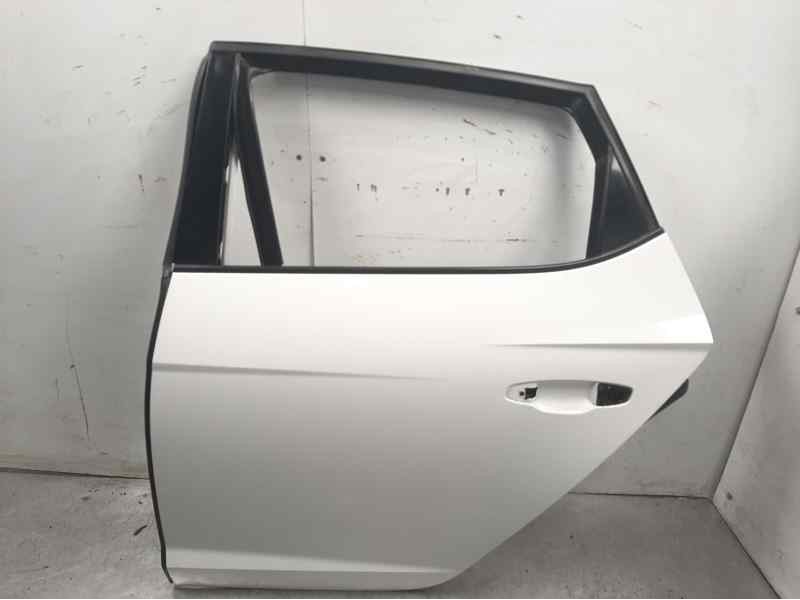 Recambio de puerta trasera izquierda para seat leon (5f1) reference plus ecomotive referencia OEM IAM 5F4833055  