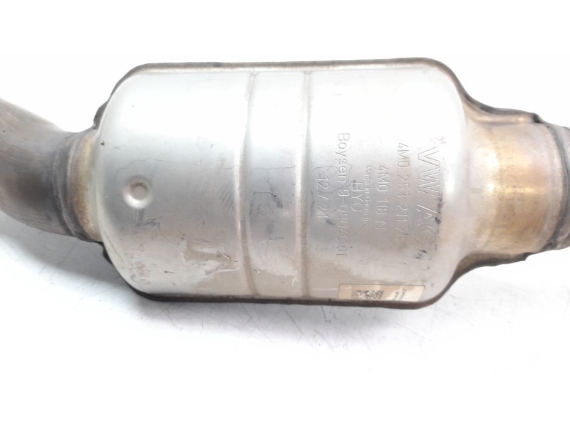 Recambio de catalizador para audi q7 4mg referencia OEM IAM 4M0253211AF  