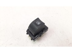 MANDO ELEVALUNAS TRASERO IZQUIERDO 254218614R IAF930017 EWSRE069