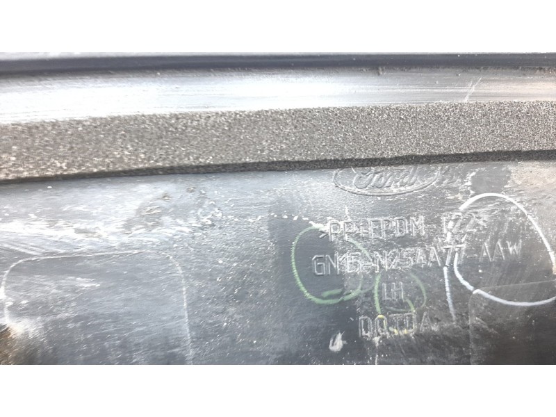 Recambio de moldura para ford ecosport (cr6) trend referencia OEM IAM CN15N254A77AAW  