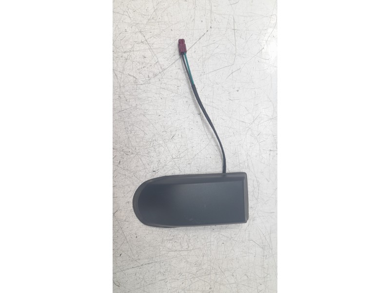Recambio de antena para ford transit custom kasten (ttu) 300 l1 trend fwd referencia OEM IAM 18D879CC  