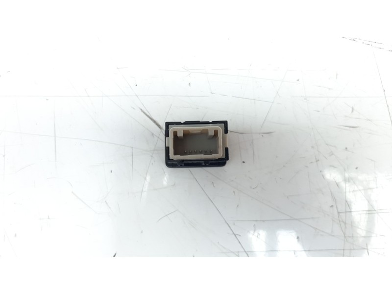Recambio de interruptor para mitsubishi outlander (gf0) phev kaiteki 4wd referencia OEM IAM 8612A050  