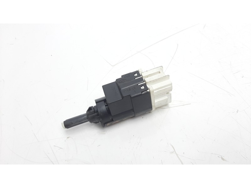 Recambio de interruptor para renault captur 1.5 dci diesel fap energy referencia OEM IAM 253206170R  