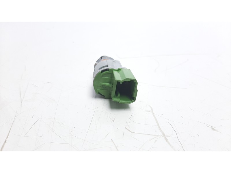 Recambio de interruptor para renault captur 1.5 dci diesel fap energy referencia OEM IAM 8200276360D  