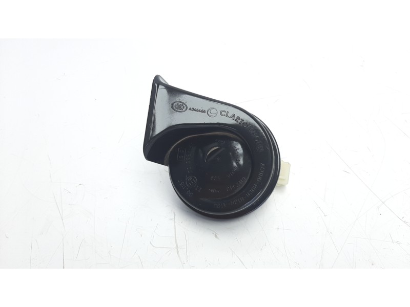 Recambio de claxon para renault captur 1.5 dci diesel fap energy referencia OEM IAM A046466  
