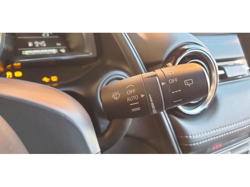 Recambio de mando limpia para mazda cx-3 100 aniversario referencia OEM IAM KD4717F899  