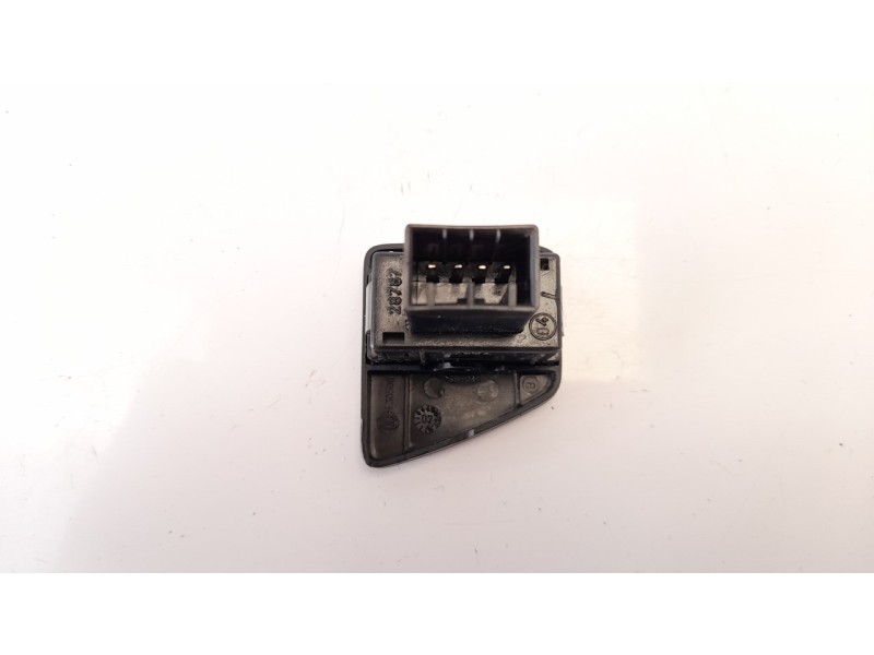 Recambio de mando elevalunas delantero derecho para fiat nuova 500 (150) 1.2 cat referencia OEM IAM 735450602 IAF550047FI 
