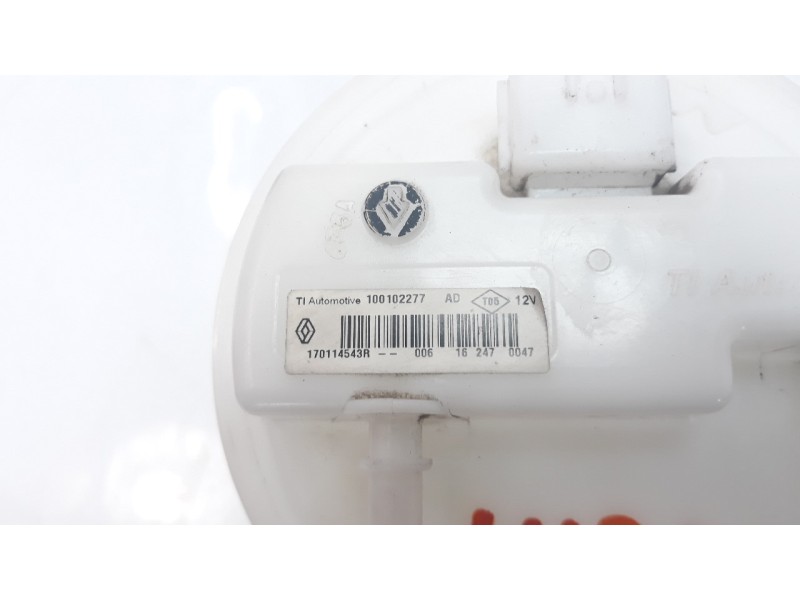 Recambio de bomba combustible para renault clio iv 0.9 referencia OEM IAM 170114543R  