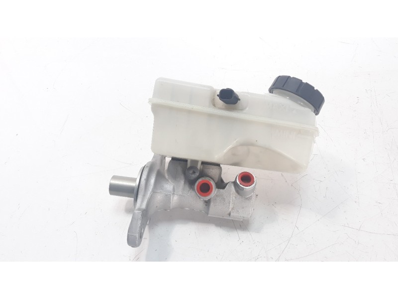 Recambio de bomba freno para renault clio iv 0.9 referencia OEM IAM 460119686R  