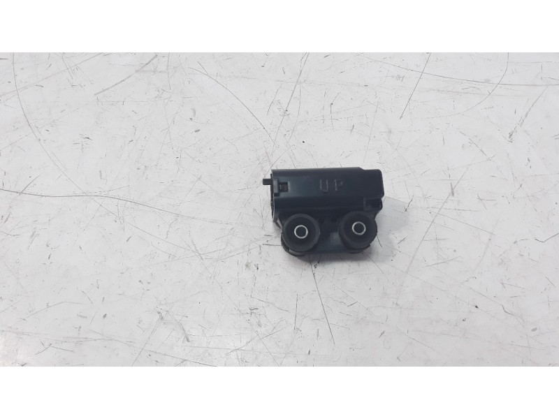 Recambio de sensor para triumph street triple street triple r referencia OEM IAM 2502405  