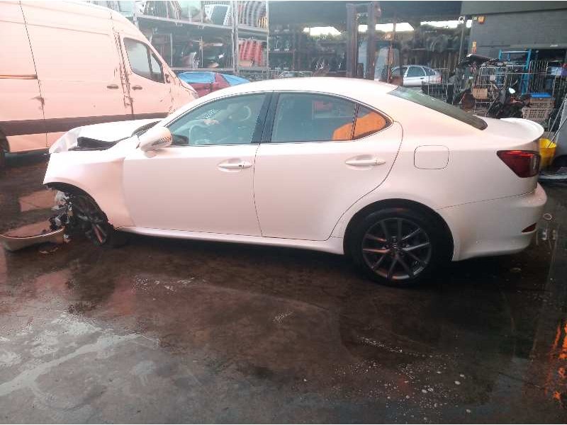 lexus is200 (ds2/is2) del año 2011