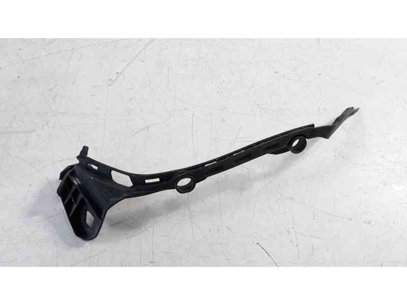 Recambio de molduras traseras para mercedes-benz clase b (w245) 180 cdi (245.207) referencia OEM IAM A1698851421  