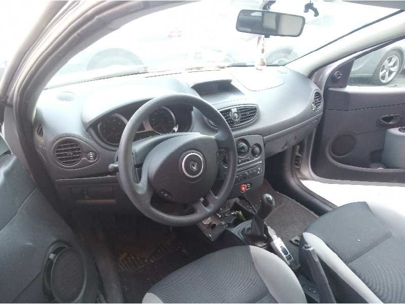 renault clio iii del año 2009