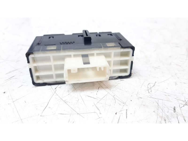 Recambio de interruptor para lexus ux (za10) referencia OEM IAM 15D445  