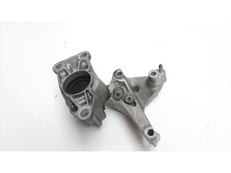 Recambio de soporte motor derecho para renault megane iii berlina 5 p 1.5 dci diesel fap referencia OEM IAM 112100019R  