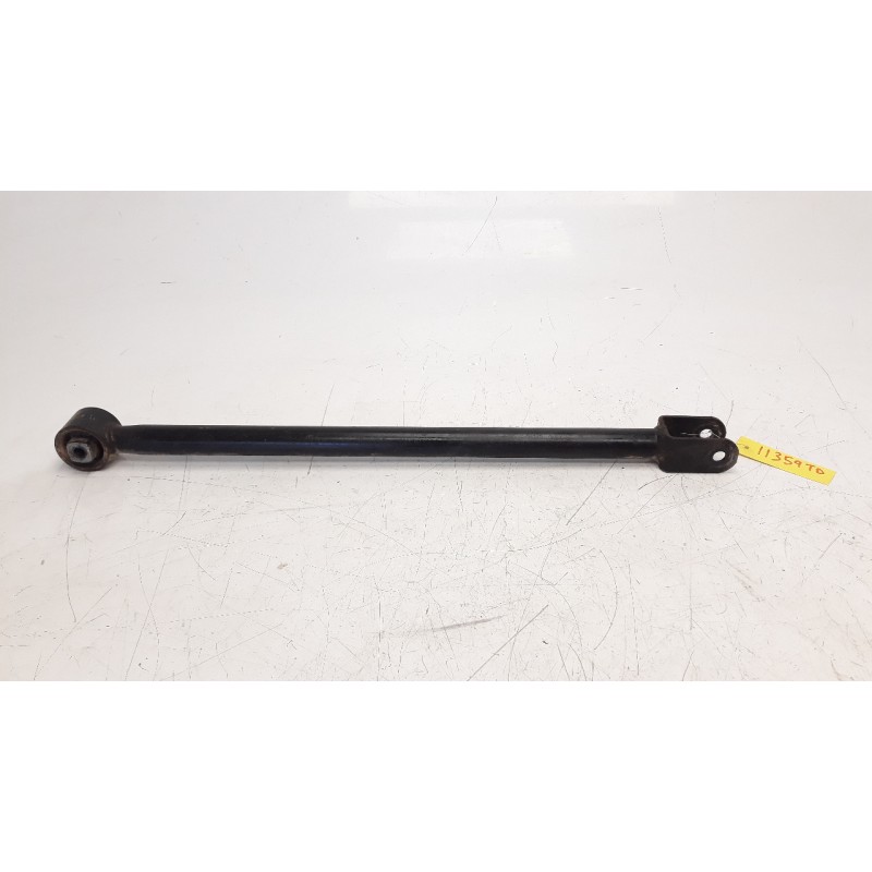 Recambio de brazo suspension superior trasero derecho para land rover freelander (ln) 2.0 td4 cat referencia OEM IAM RGD000090  