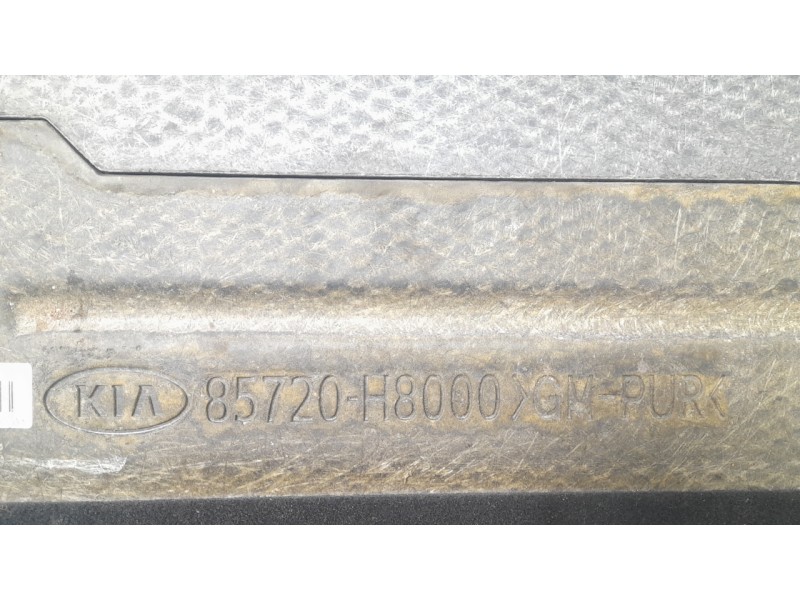 Recambio de bandeja trasera para kia rio (yb) 1.2 cat referencia OEM IAM 85720H8000  