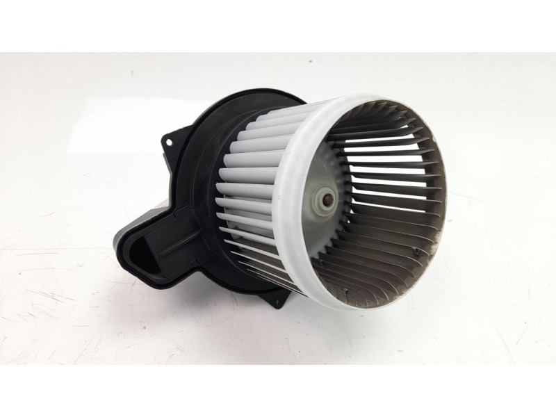 Recambio de ventilador calefaccion para fiat nuova 500 (150) abarth referencia OEM IAM 505626000  