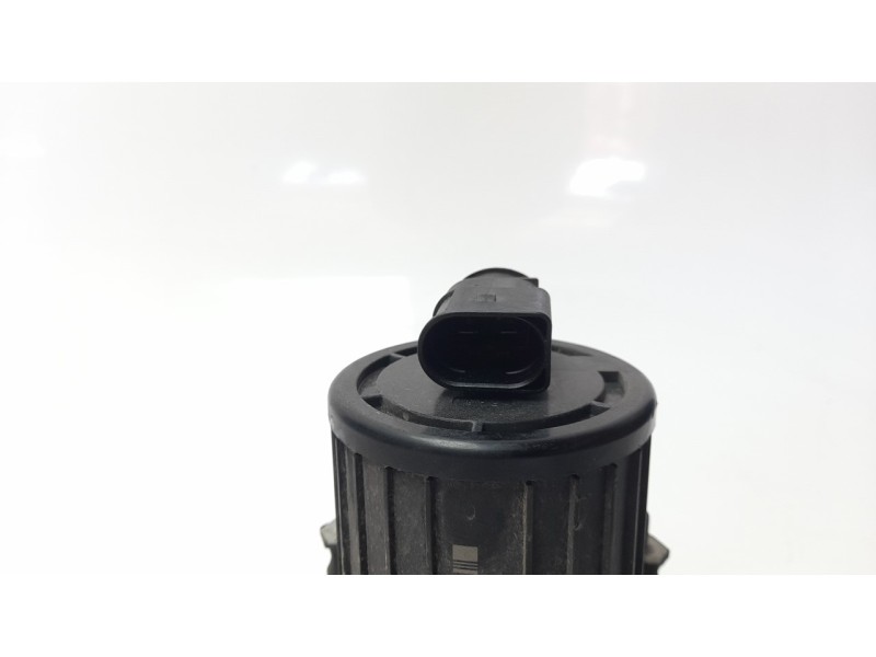Recambio de valvula aire adicional para audi r8 (423) 4.2 fsi referencia OEM IAM 420906601  