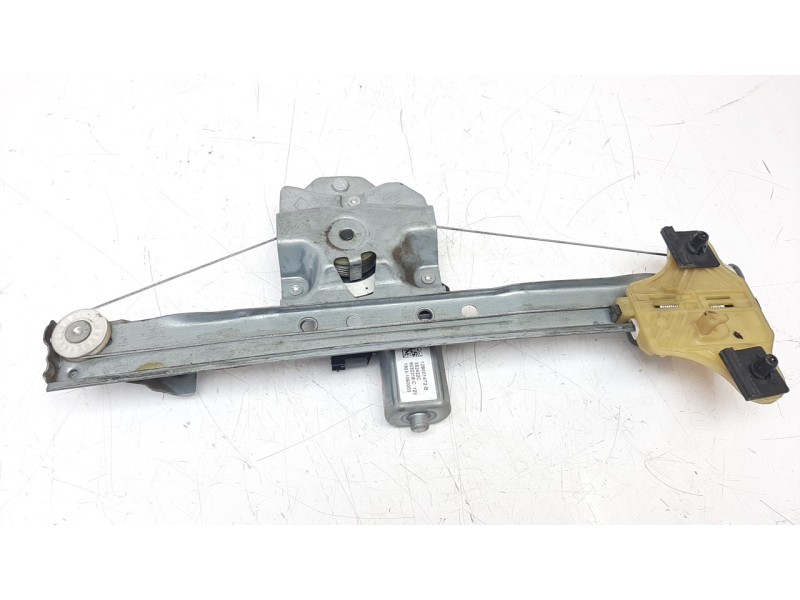 Recambio de elevalunas trasero izquierdo para renault clio iv 0.9 referencia OEM IAM 827010501R  